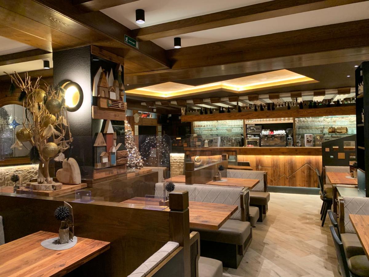 斯特拉酒店 莫埃纳 外观 照片